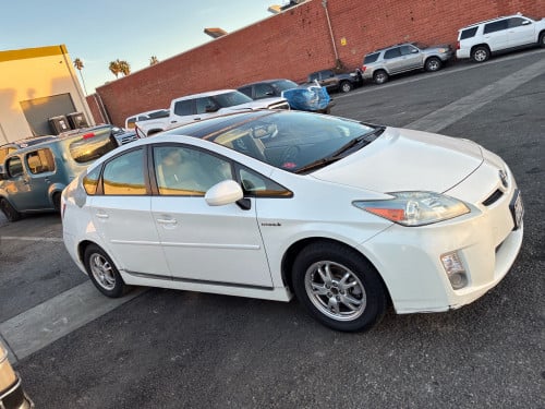 សាង Prius 3 Solar 2010 Code 110847