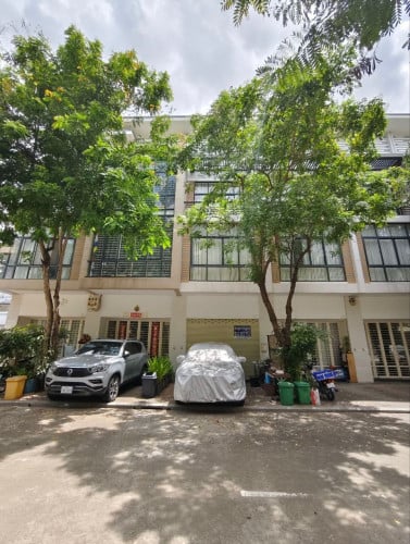 ផ្ទះអាជីវកម្មសម្រាប់ជួល | Shophouse for Rent