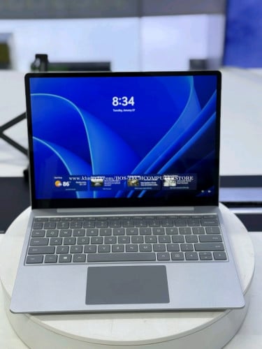 💻 Surface Laptop Go នៅស្អាតខ្លាំង 99% រាងតូចច្រឡឹង តម្លៃធូរថ្លៃ!