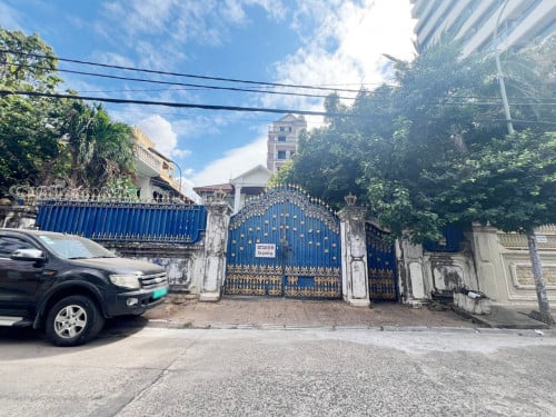 វីឡាសម្រាប់ជួល នៅទួលទំពូង | Villa for rent in TTP