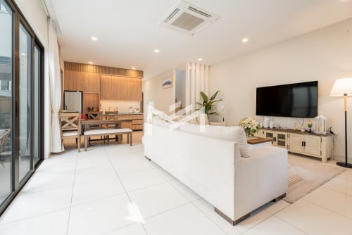 វីឡាភ្លោះធំសម្រាប់លក់ Villa Plus Thum For Sale in Borey Chankiri