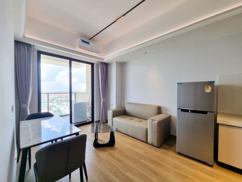 2Bedroom new Condo with Swimming pool for rent AEON 2 Macro