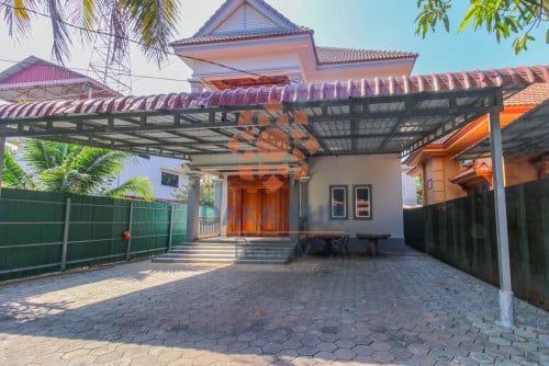 3 Bedrooms House for Rent in Krong Siem Reap-Svay dangkum