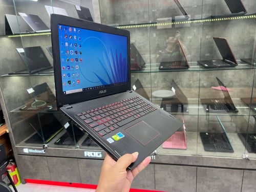 Asus GL502 (Gaming&Design)