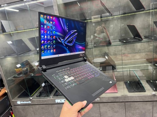 Asus Rog Strix G512LW (Gaming&Design)