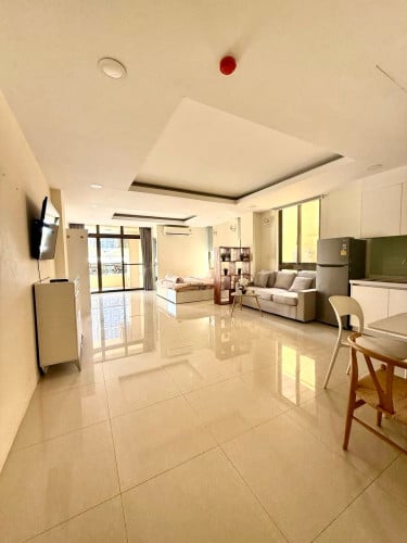 Big Studio for rent at Chamkamorn