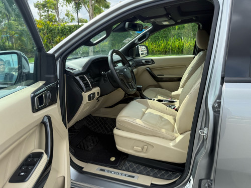 Ford Everest Titanium Full option ,Year:2019 សោរ2គ្រាប់
