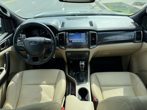 Ford Everest Titanium Full option ,Year:2019 សោរ2គ្រាប់