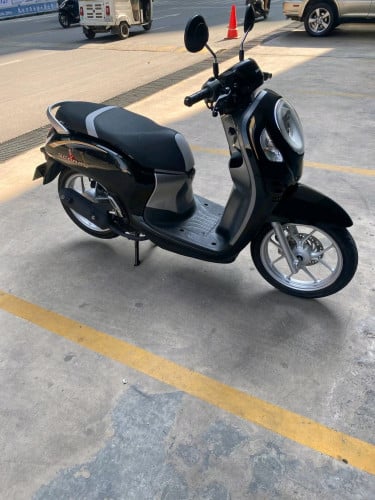 Honda scoopy 2022