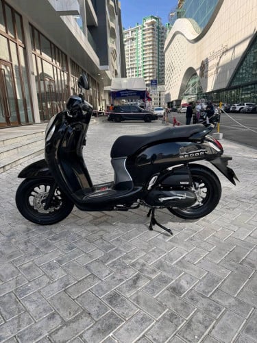 Honda scoopy 2023