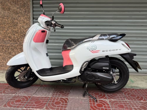 Honda scooyi new99%