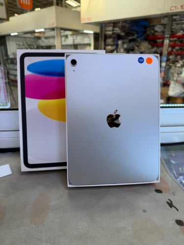 iPad 11 generation 2025 128G ស្អាតដូចថ្មី 100%