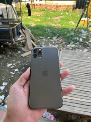iPhone 11pro mix 64G នៅស្អាត់ទាំងអស់