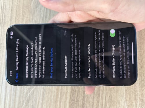 iPhone 13 Pro Max LL/A 128gb សានុំzin មានស្នាមឆ្កូតតាមកែមតួរ ថ្ម 74%