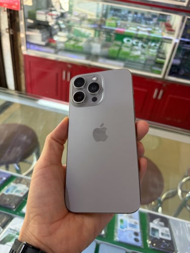 iPhone 15 pro max Face ID មាមបញ្ហា