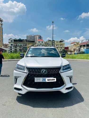 Lexus LX570 Full option ម្ចាស់ដើម,Year:2019 សោរ2គ្រាប់