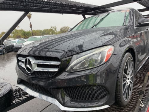 Mercedes C300 AMG 2015 Black Edition សាងបើកទូរខែ០៣