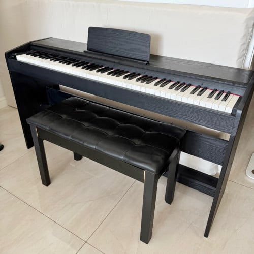Piano good quality 95% new