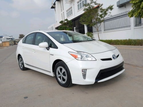 Prius 012 options 3 ក្រដាសពន្ធ តំលៃ18300$(ចរចារ)
