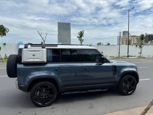 Rang Rover Defender Full  option,Year:2021 ម្ចាស់ដើម សោរ2 គ្រាប់