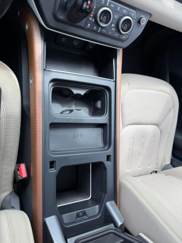Rang Rover Defender Full  option,Year:2021 ម្ចាស់ដើម សោរ2 គ្រាប់