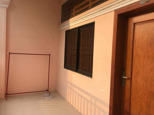 Rent second and third floor