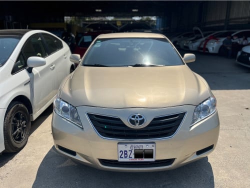 Toyota Camry Hybrid 2007 ពណ៌មាស 4000$ដកឡាន🚘->រំលោះផ្ទាល់មិនសក្សារ មិនឆែកCBC✔️☎️068600089