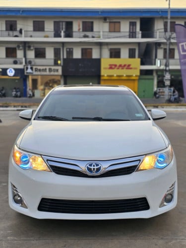 Toyota Camry Hybrid 2012 XLE Full Option