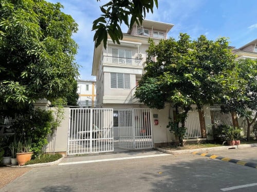 Villa for RENT! • Location: Borey PH Boueng Snor.