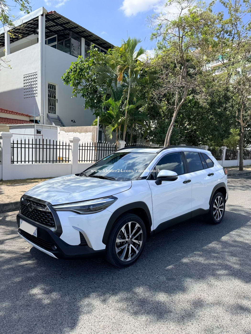 Toyota Corolla CROSS year 2022 price $32800.00 in Chrouy Changva ...