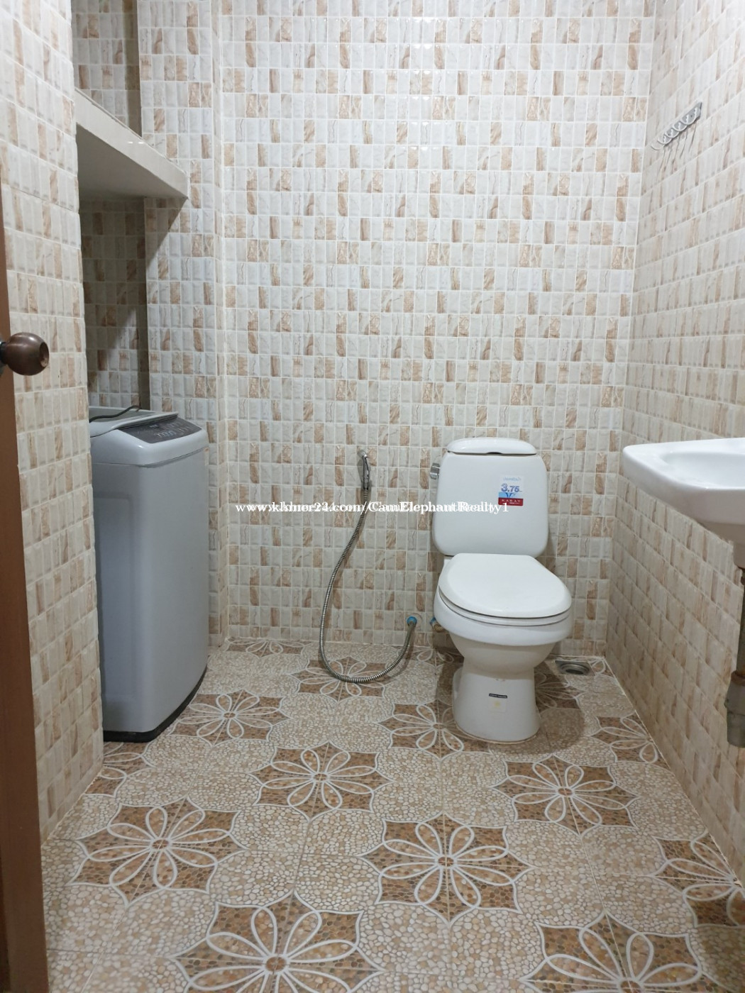 Chamkar Mon, Phnom Penh - photo 7