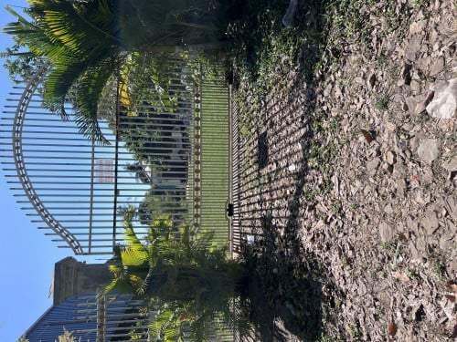 ដី ហេីយផ្ទះលក់