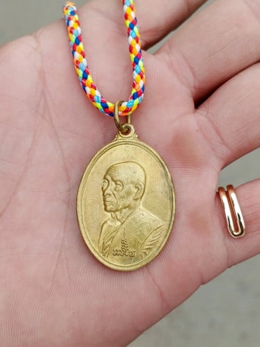 សុខសប្បាយហេងៗនៅមើលឃើញដូចក្នុងរូប