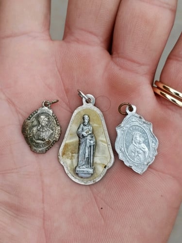 សុខសប្បាយហេងៗនៅមើលឃើញដូចក្នុងរូប