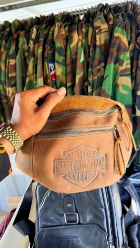 កាបូបលក់