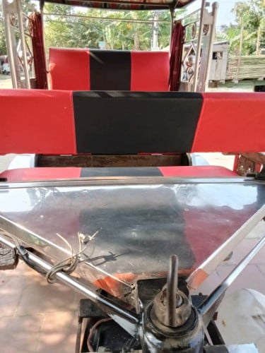 កង់បីលក់