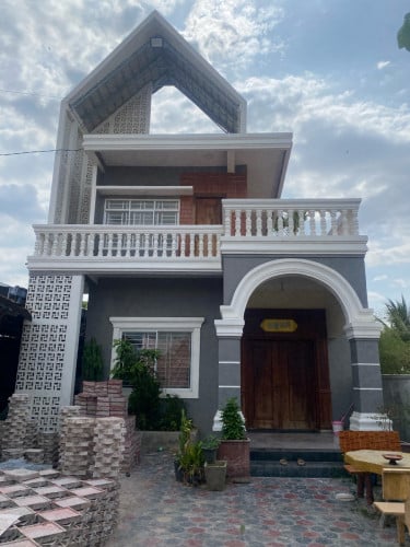 ផ្ទះវីឡាកូនកាត់