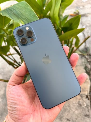 ចង់លក់ 12Pro Max 128G LL នៅស្អាត 98% ថ្ម83% មានស្កេន