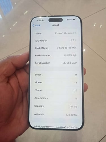 លក់អេក្រង់សុីន15pro max តម្លៃ120$តែដានដូចរូបមើលមិនចង់ឃើញ