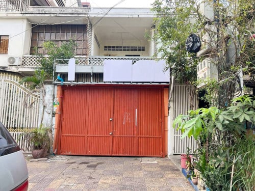 ផ្ទះសំរាប់ជួល នៅបឹងកេងកង3 ជិតសាលាអន្ដរជាតិ លើផ្លូវធំ | House For Rent In BKK3