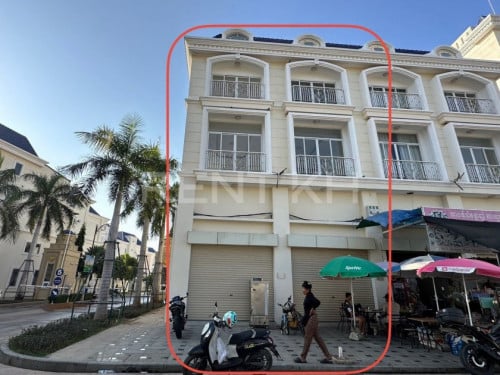 ផ្ទះអាជីវកម្មសំរាប់ជួលនៅបុរី ប្ល៊ូយមិនដ៍ 6A​ / Shophouse at Borey Blue Diamond 6A