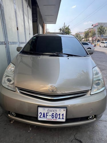 ឡានលក់ ឆ្នាំ ២០០៦ ពាក់កណ្កាល ឡានស្អាត អាគុយ ABS ដំណើរលារល្អ