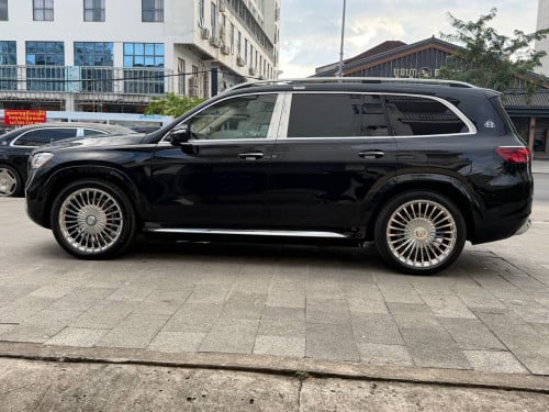 梅赛德斯 奔驰GLS600