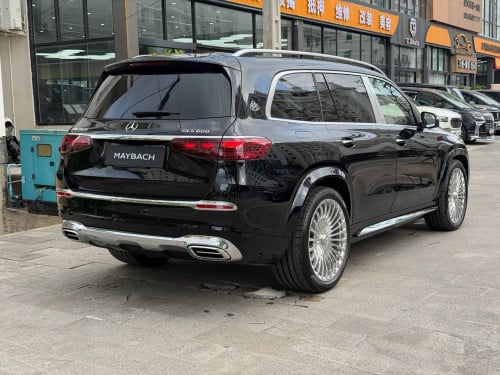 梅赛德斯 奔驰GLS600