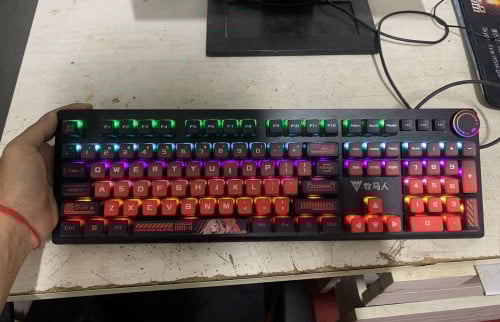 ចង់លក់Keyboard មួយទឹករបស់ខ្ញុំប្រេីដោយខ្លួនអែង 085918369