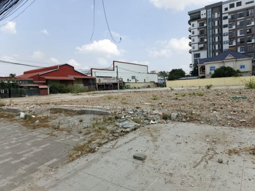 ដីជួលលើផ្លូវធំ ល្អសម្រាប់អាជីវកម្មគ្រប់ប្រភេទ | Land For Rent On Main Road