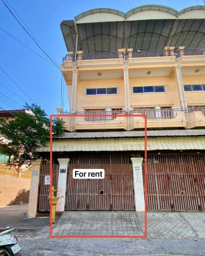 ផ្ទះសម្រាប់ជួល! នៅទឹកថ្លា near 2004   | Shop house for rent at Tek Thla near 2004