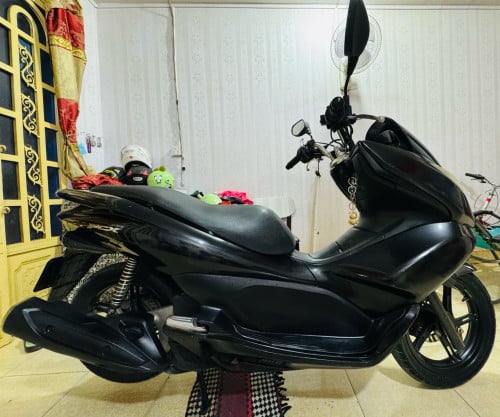 ត្រូវការលក់ម៉ូតូជិះផ្ទាល់PCX 013 150cc JP