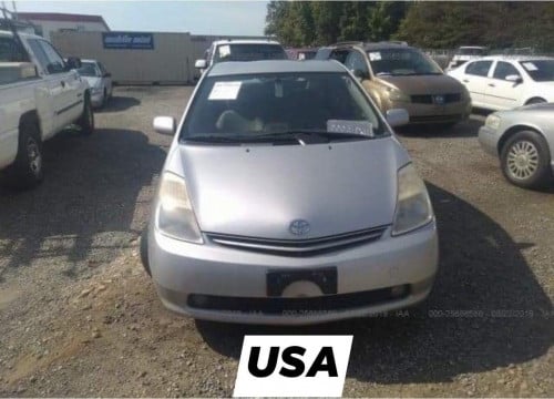រថយន្ត Prius 05 កុំម៉្មង់ពី USA ផ្ទាល់មកដល់ខ្មែរ 12,500$ ត្រូវការលក់ចេញតម្លៃ 8,800$ ចរចាកាត់ឈ្មោះបាន