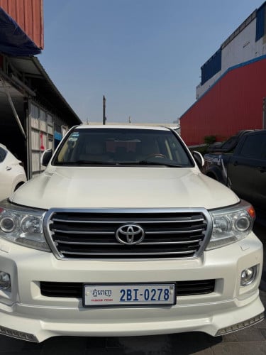 ឃ្លាំង​R15